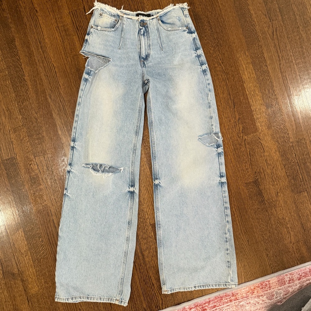 SER.O.YA Light Wash Distressed Wide Leg Jeans